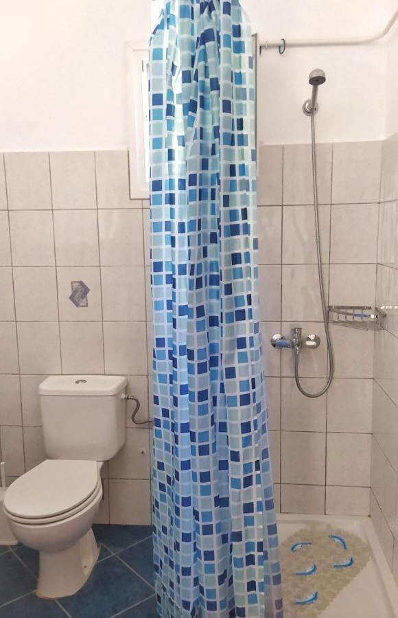 Hellmann Apartments Afión 外观 照片